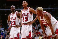 雄鹿轻取76人，字母哥展现开云全面统治